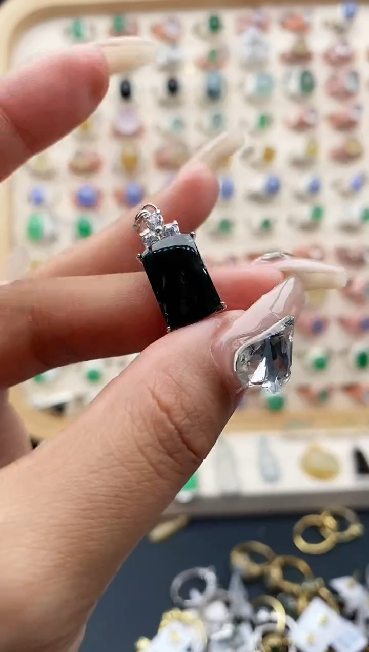 【闪购商品】翡翠戒指银S925镶嵌缅甸天然A货翡翠111    4-7