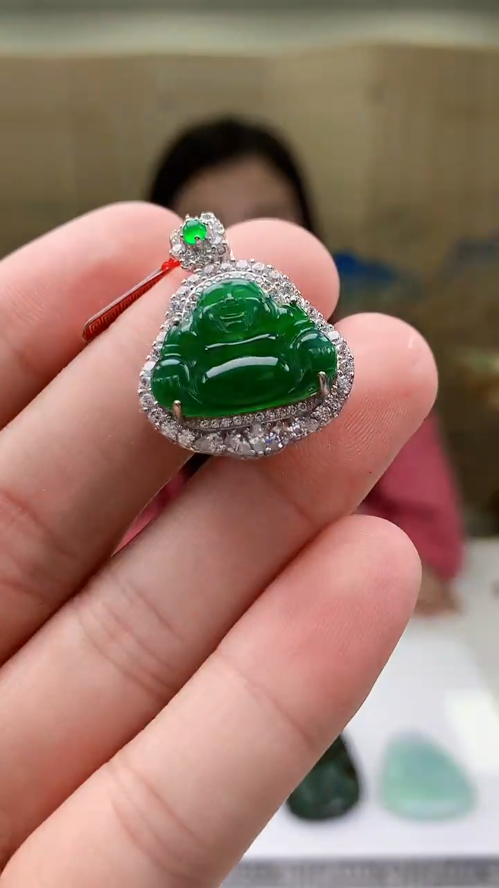 【闪购商品】定制翡翠未镶嵌4852bb-毛货挂件54赠链子