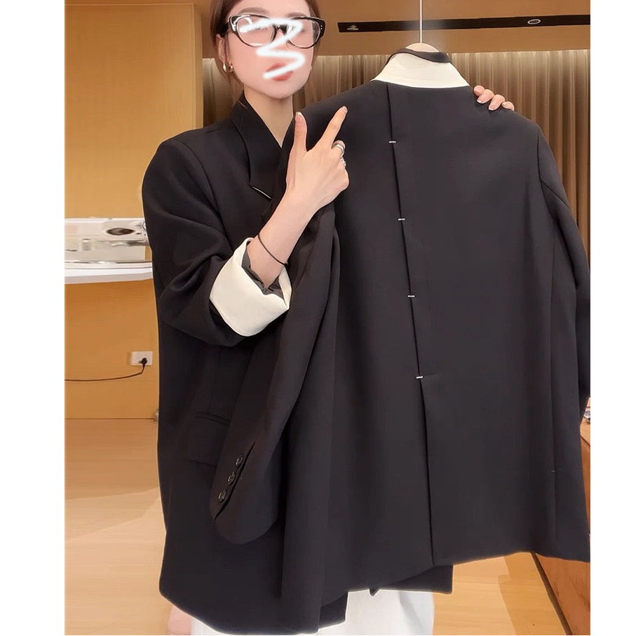 小众明线设计感黑色西装外套女春秋新款宽松显瘦休闲西服上衣