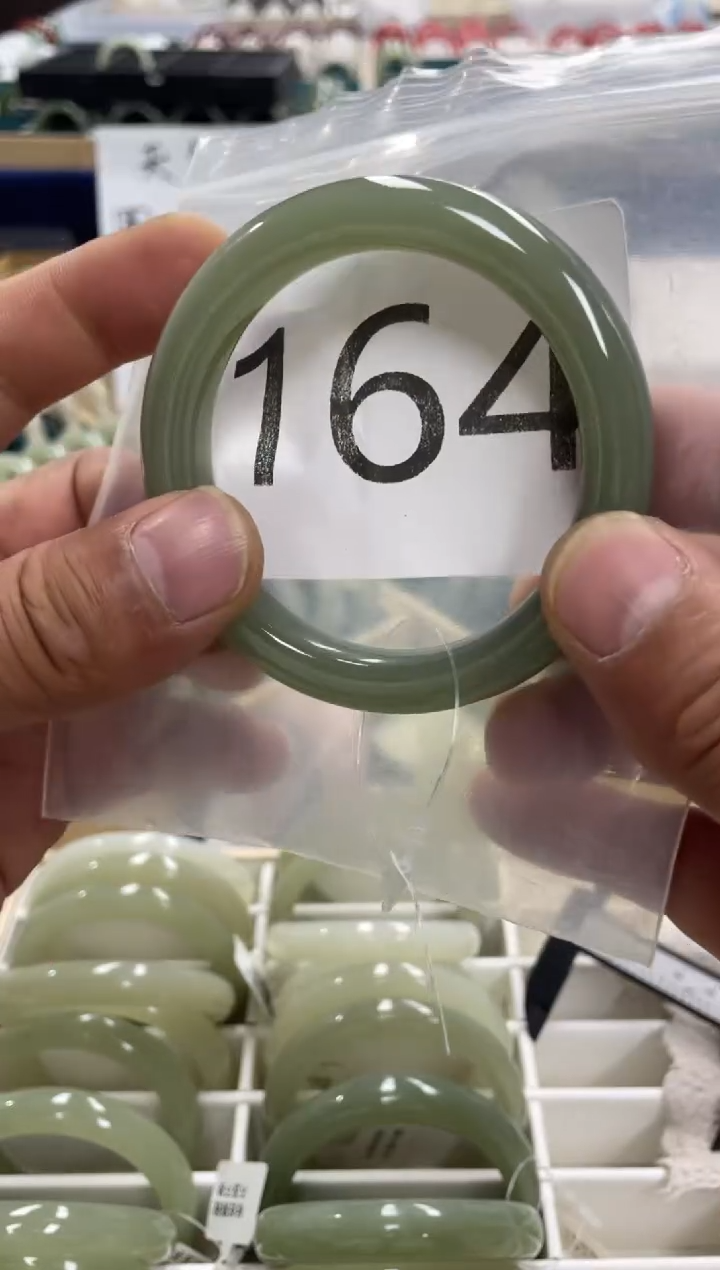 未镶嵌手镯和田玉和田玉手镯57 圈164 号