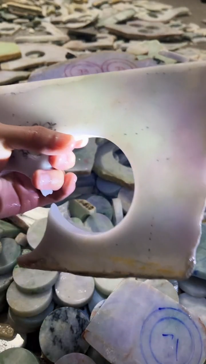 【闪购商品】翡翠颈饰未镶嵌A货吴平936