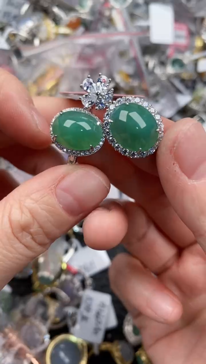 银S925镶嵌戒指翡翠999               2