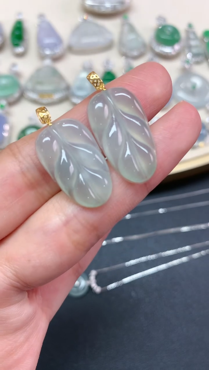 【闪购商品】翡翠吊坠(不含链)18K金镶嵌W06|多样性发其一380
