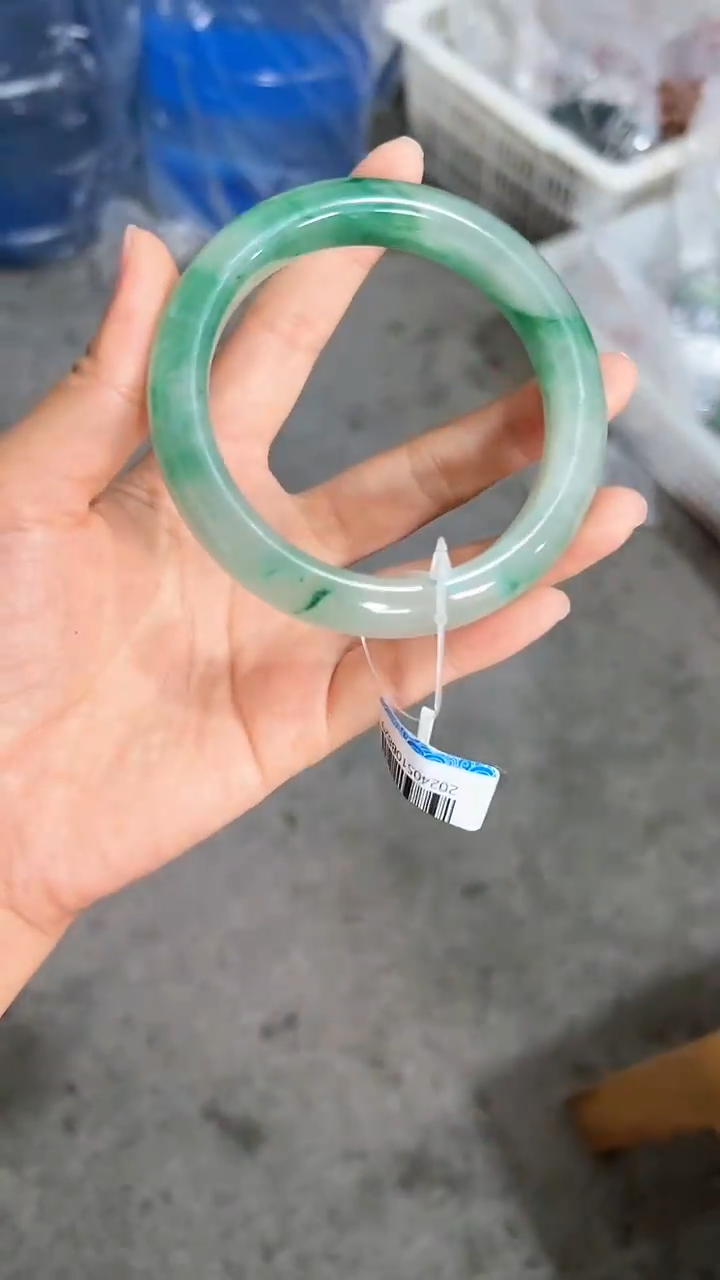 【闪购商品】石英质玉手镯未镶嵌1236天然珠宝手镯多样性发一