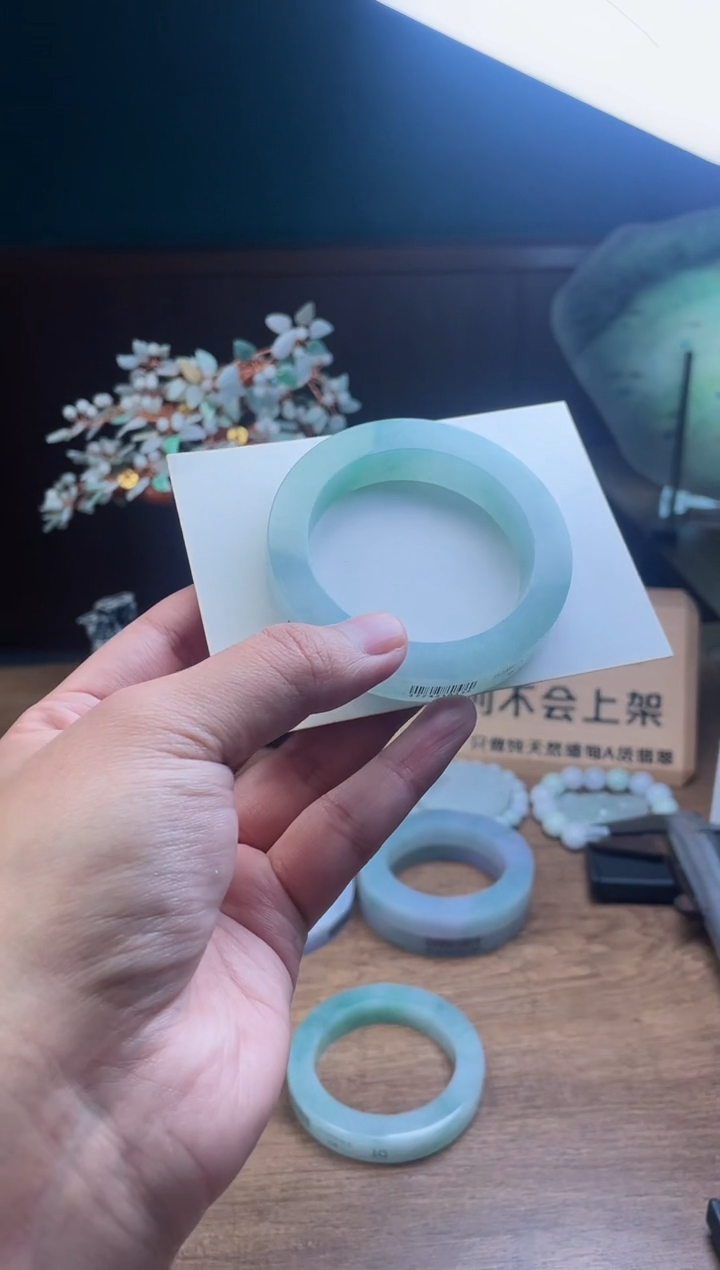 【闪购商品】定制翡翠手镯未镶嵌定制