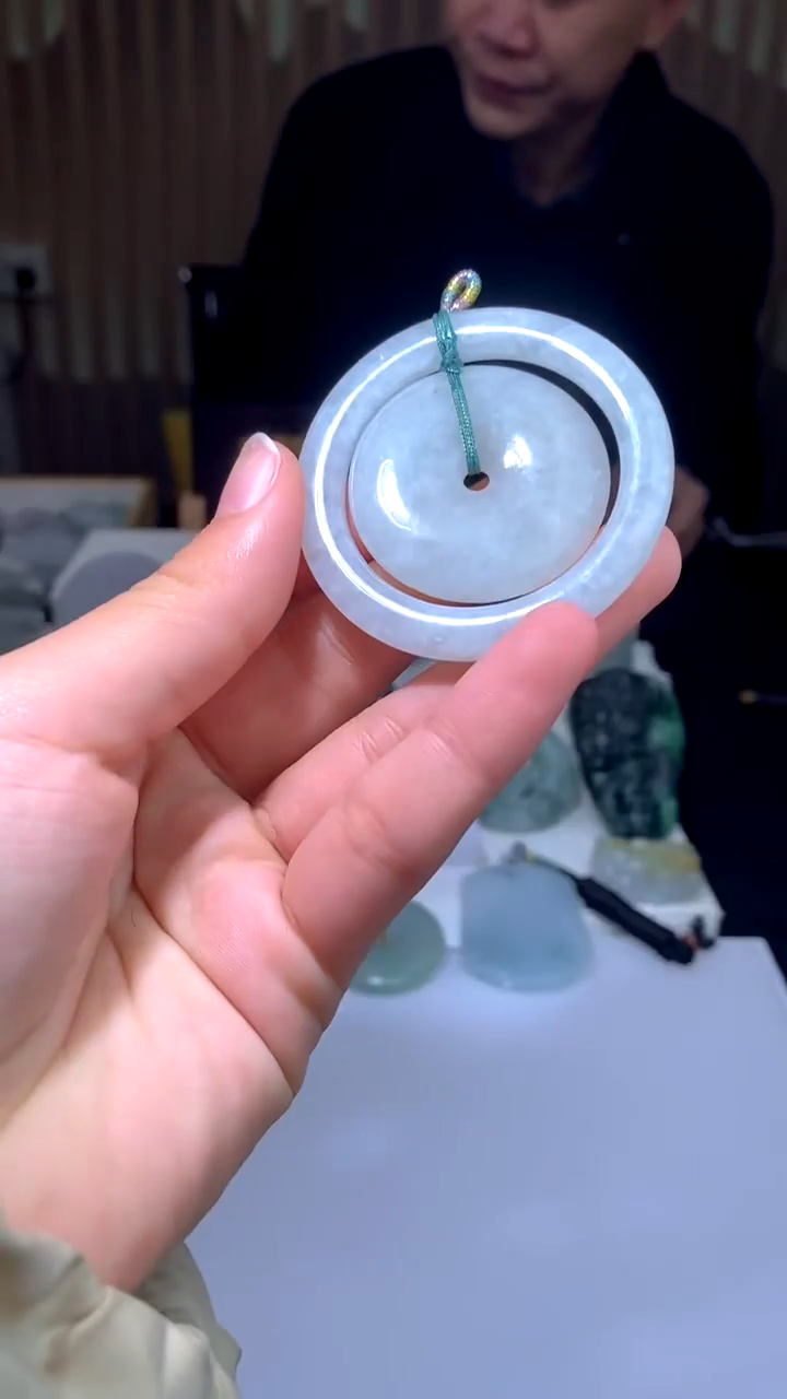 【闪购商品】翡翠颈饰未镶嵌多样性发其一