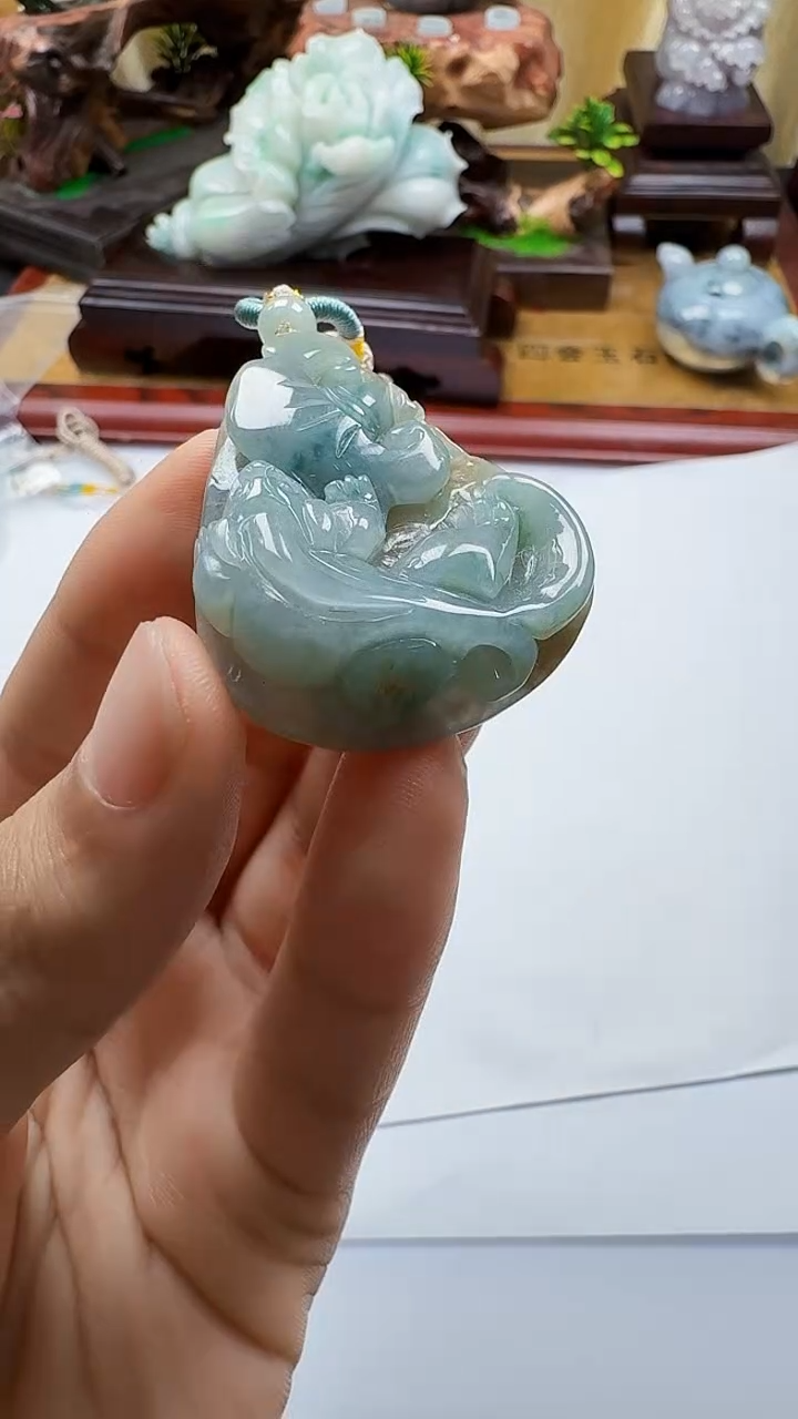 吊坠(不含链)未镶嵌翡翠1