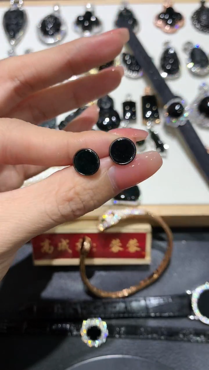 【闪购商品】翡翠吊坠(不含链)银S925镶嵌15多人多样性随机发货1件