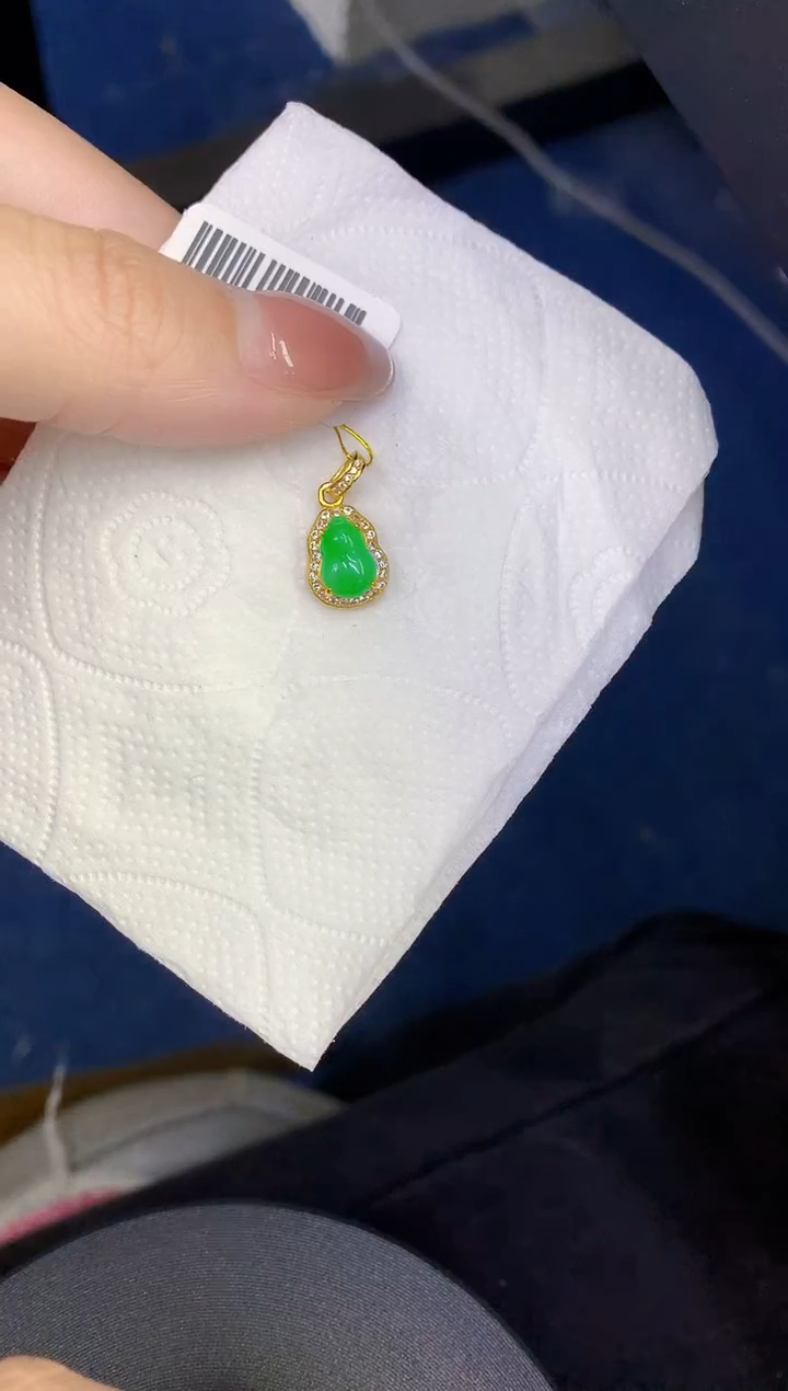 颈饰未镶嵌翡翠缅甸天然翡翠a货