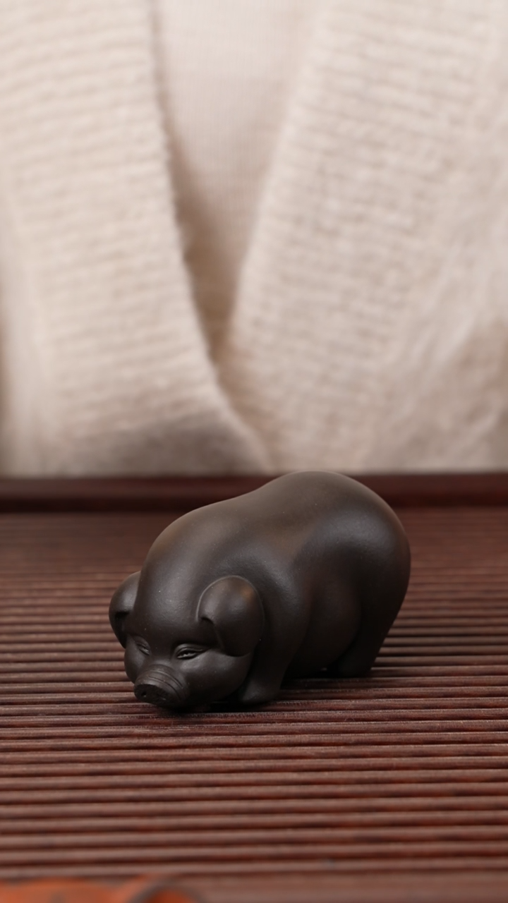【闪购商品】紫砂茶宠黑朱泥 小猪
