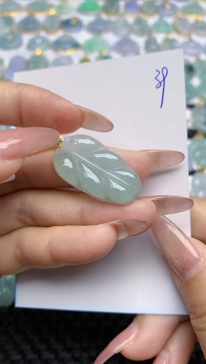 【闪购商品】翡翠颈饰18K金镶嵌天然A货翡翠 38