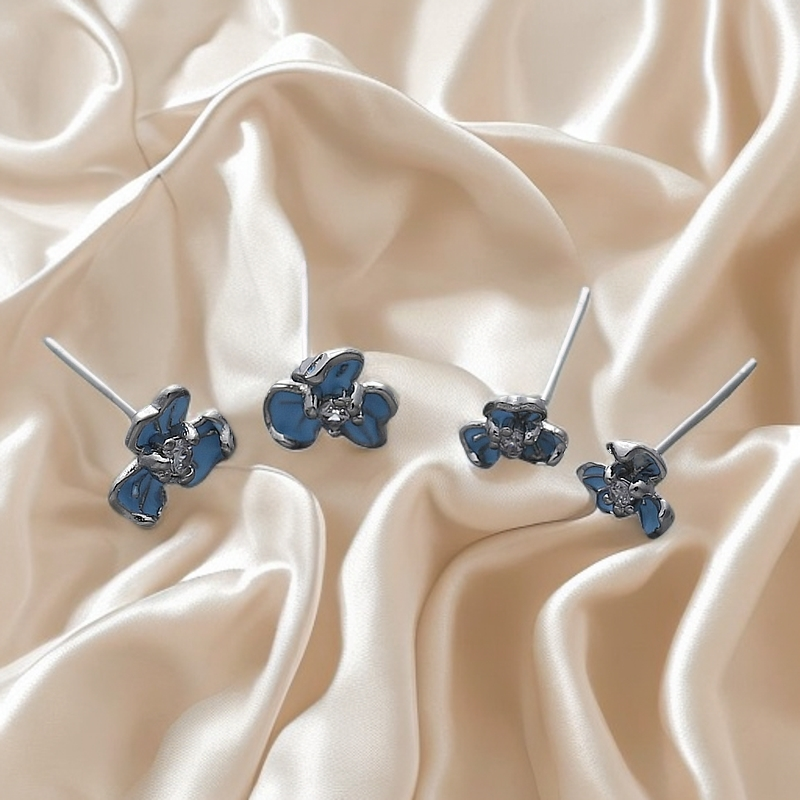 925银耳饰 蓝色鸢尾花耳钉女小巧精致梦幻蓝色小清新鸢尾花耳钉女