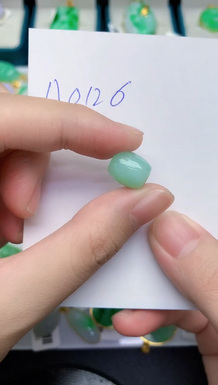 【闪购商品】翡翠颈饰未镶嵌0000000000