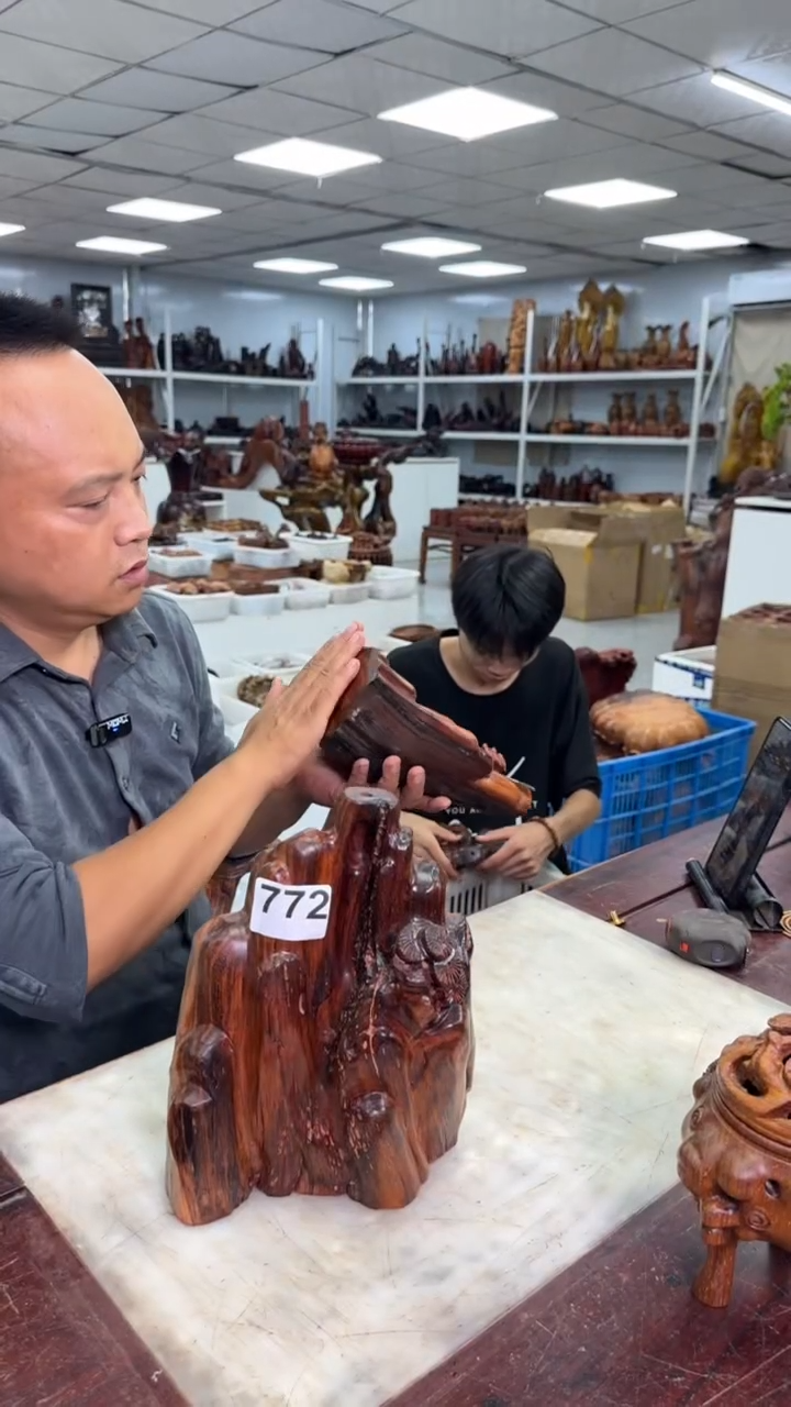 花梨木类木雕款工艺品88888888