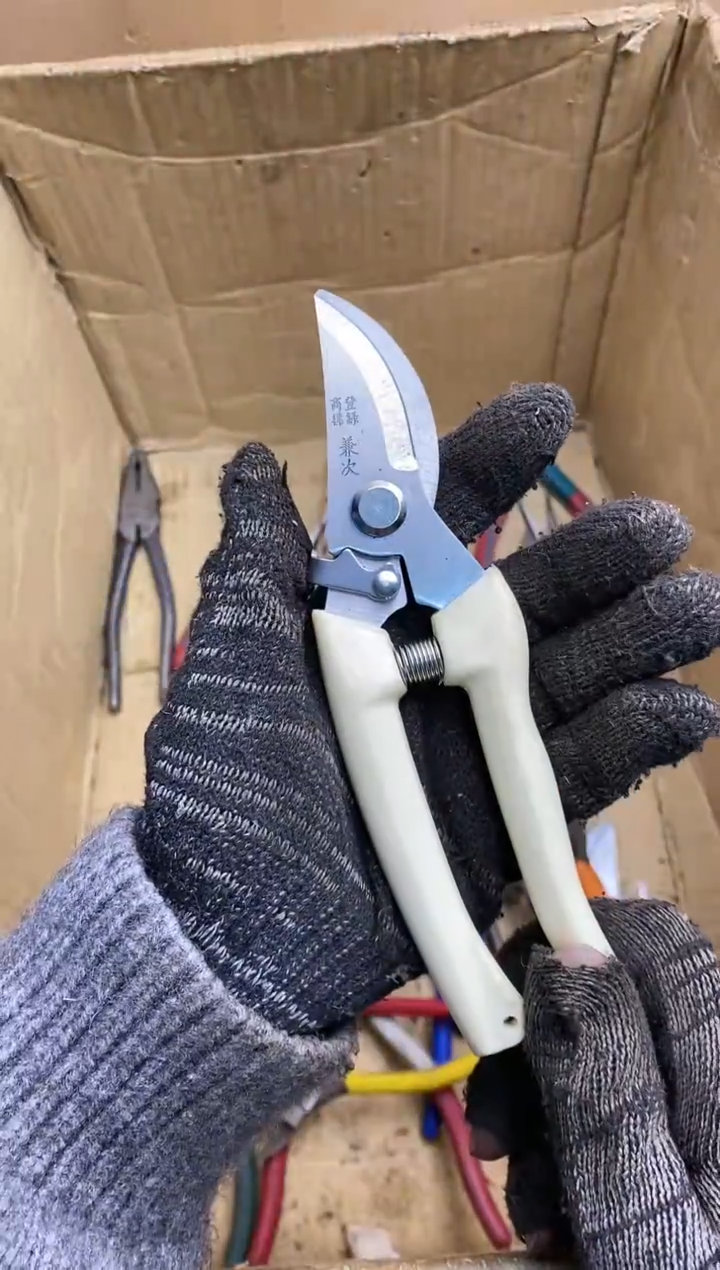 老***桩五金园艺农具厨具工具闪购