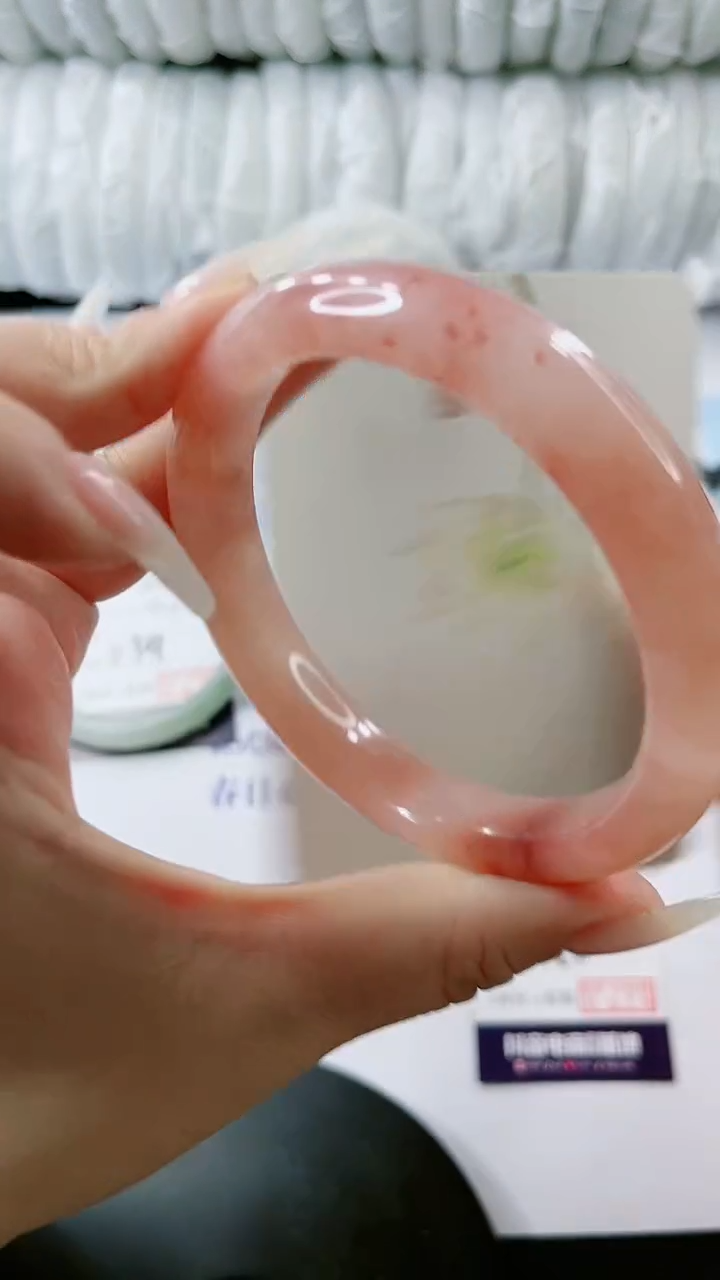 【闪购商品】石英质玉手镯未镶嵌多样性发货V40-62