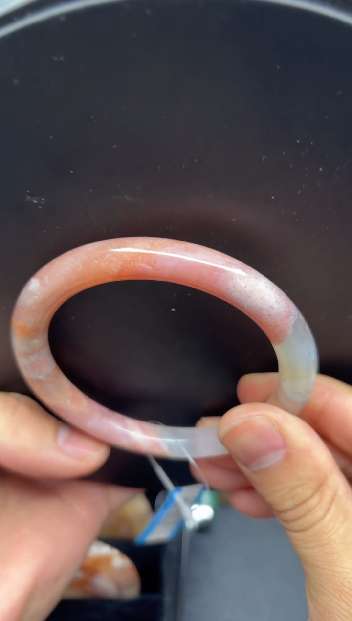 【闪购商品】石英质玉手镯未镶嵌622（62圈）