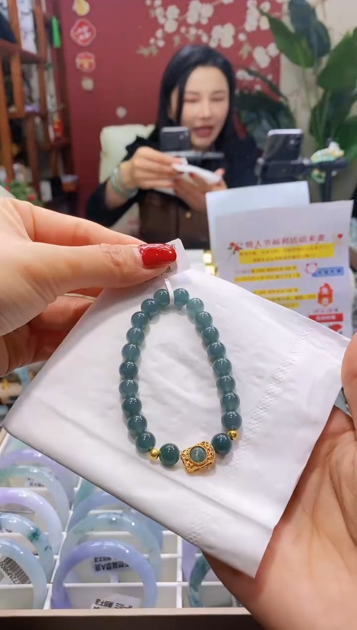 【闪购商品】翡翠手串18K金镶嵌k8天然翡翠小方糖