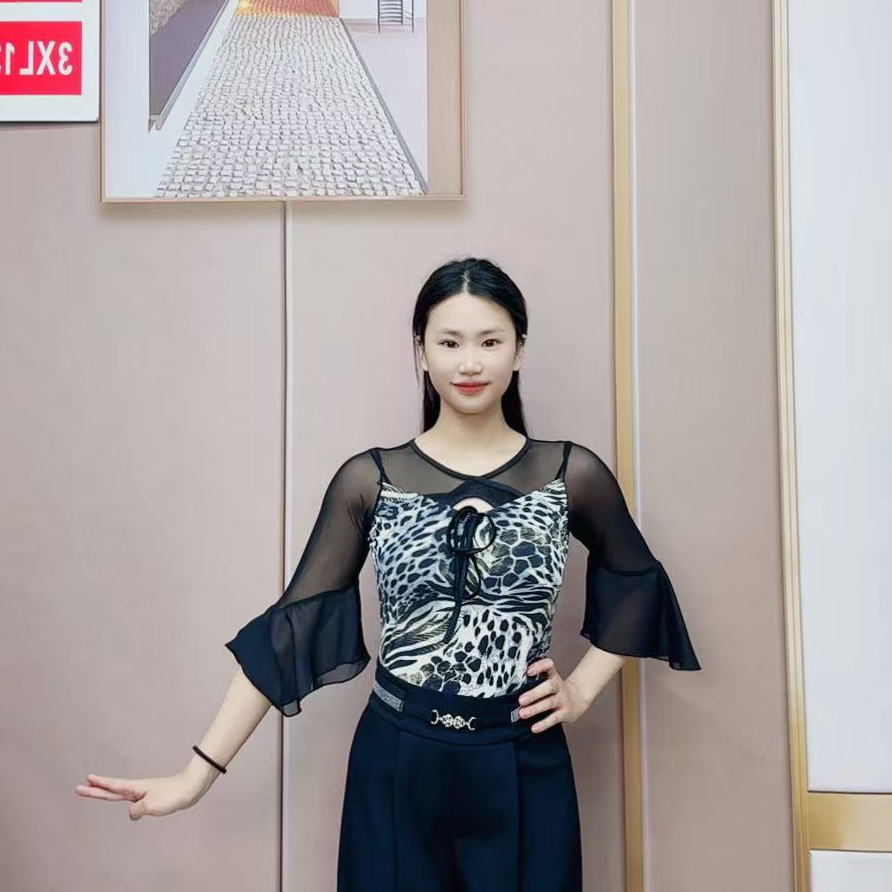 欢舞阁摩登舞吉特巴A0714时尚百搭女士镂空圆领广场舞喇叭袖舞衣