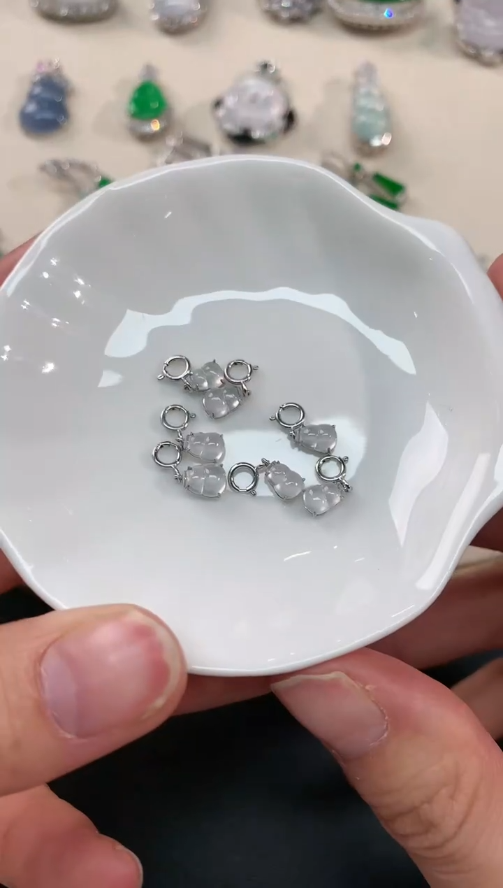 【闪购商品】翡翠吊坠(不含链)18K金镶嵌葫芦A207|多样性发其一398