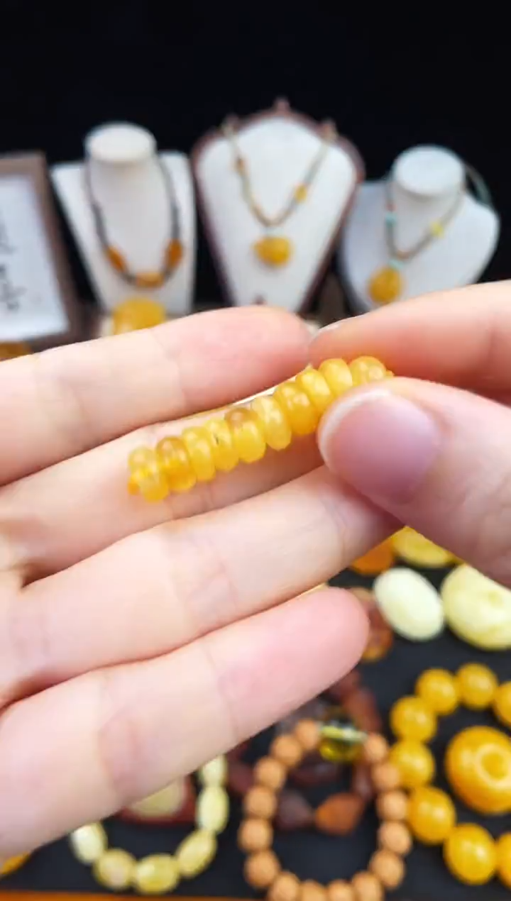 琥珀未镶嵌珠宝奇石柒月