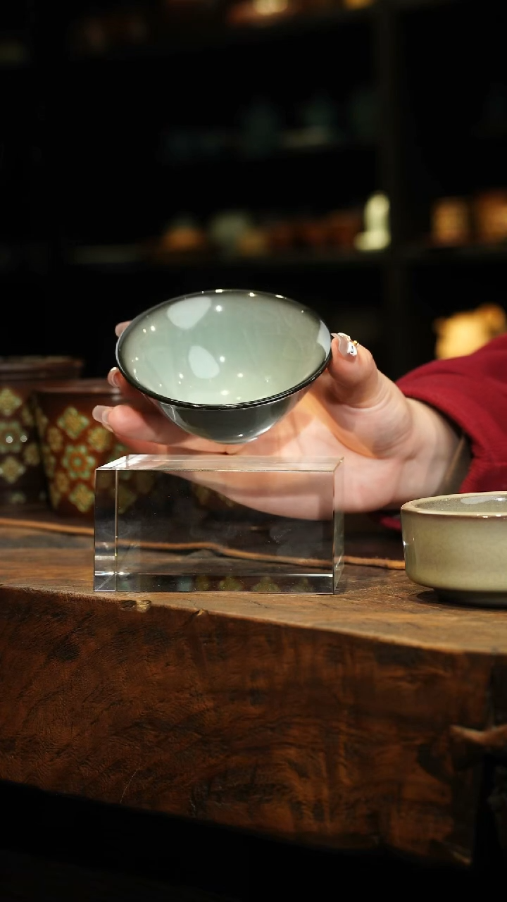 【闪购商品】瓷片王玮 铁胎 斗笠杯