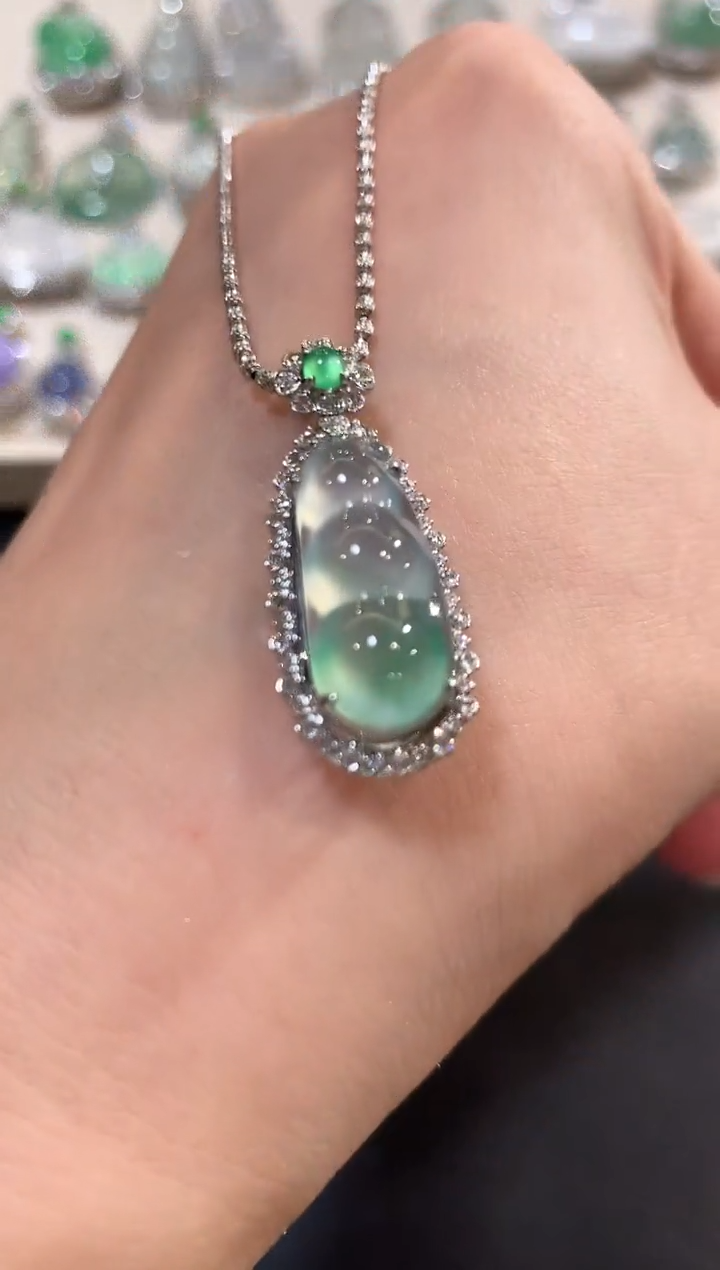 翡翠18K金镶嵌吊坠(不含链)b121   