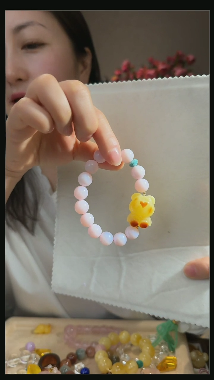 【闪购商品】蜜蜡吊坠(赠链)未镶嵌天然蜜蜡吊坠赠手链