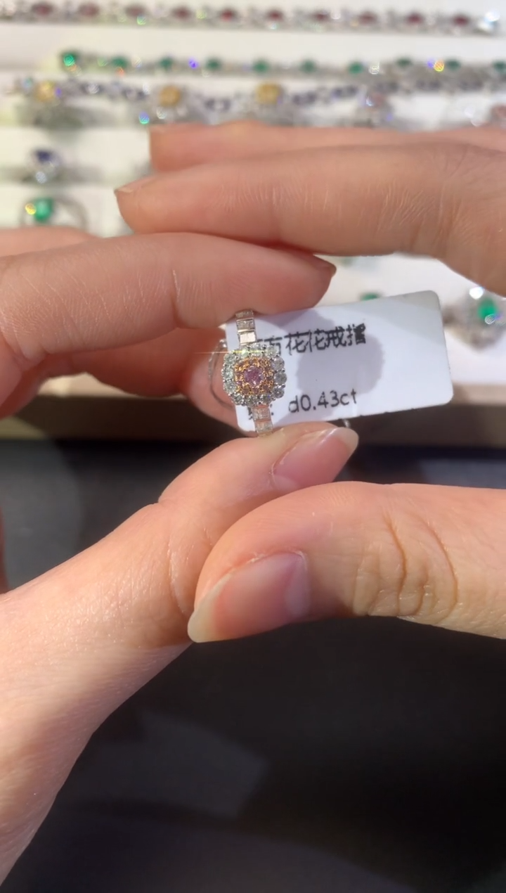 【闪购商品】钻石戒指18K金镶嵌R23|6380