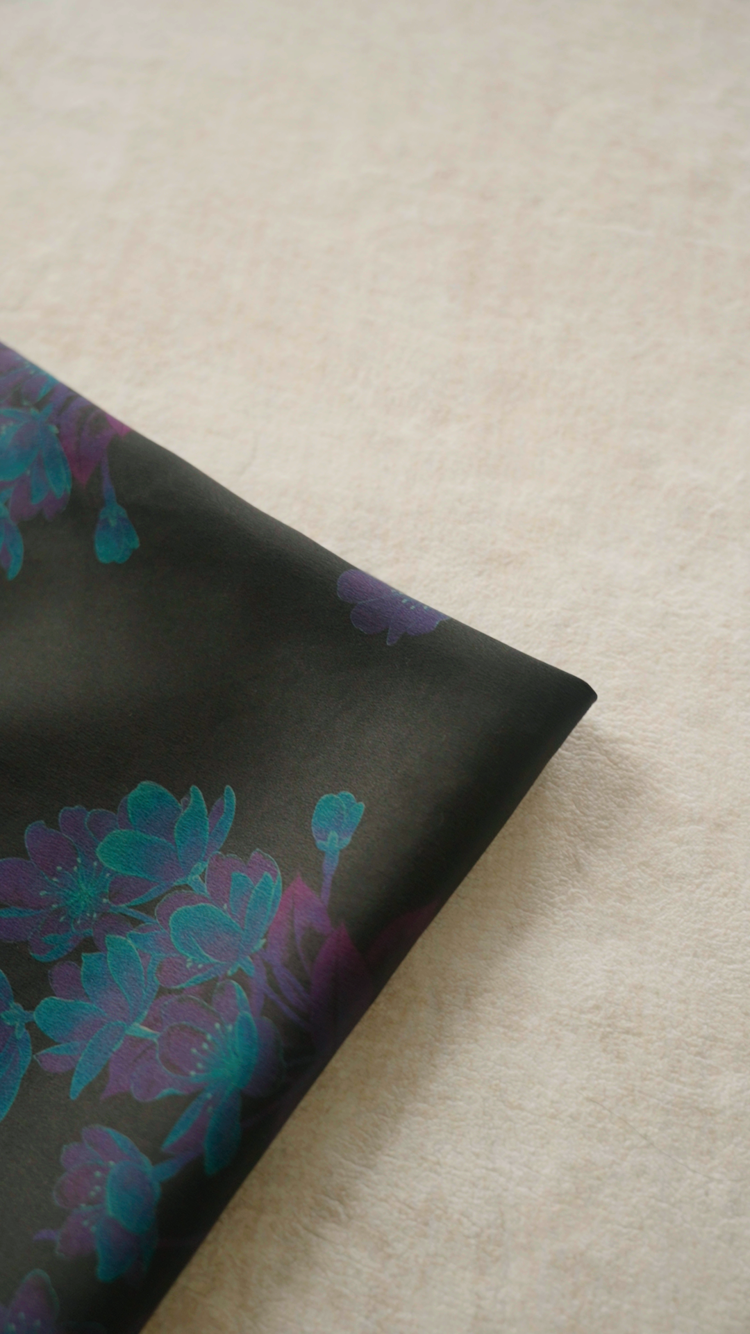 前喷缎面香云纱 114门幅 40姆米不支持七天无理由