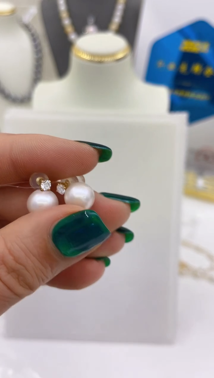 【闪购商品】淡水珍珠耳饰18K金镶嵌47 9-10mm