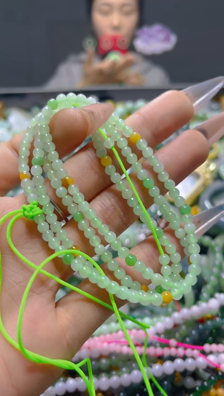 颈饰未镶嵌翡翠3MM