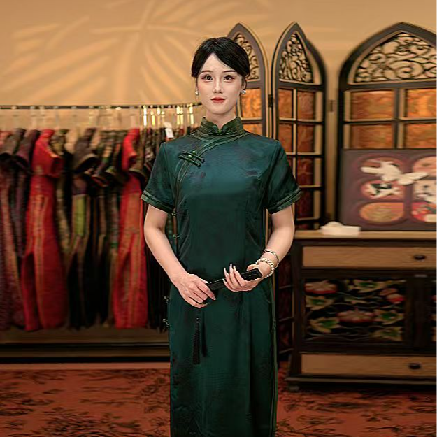 白幼秀新款2026复古时尚优雅中式立领港风款旗袍中国风旗袍5774