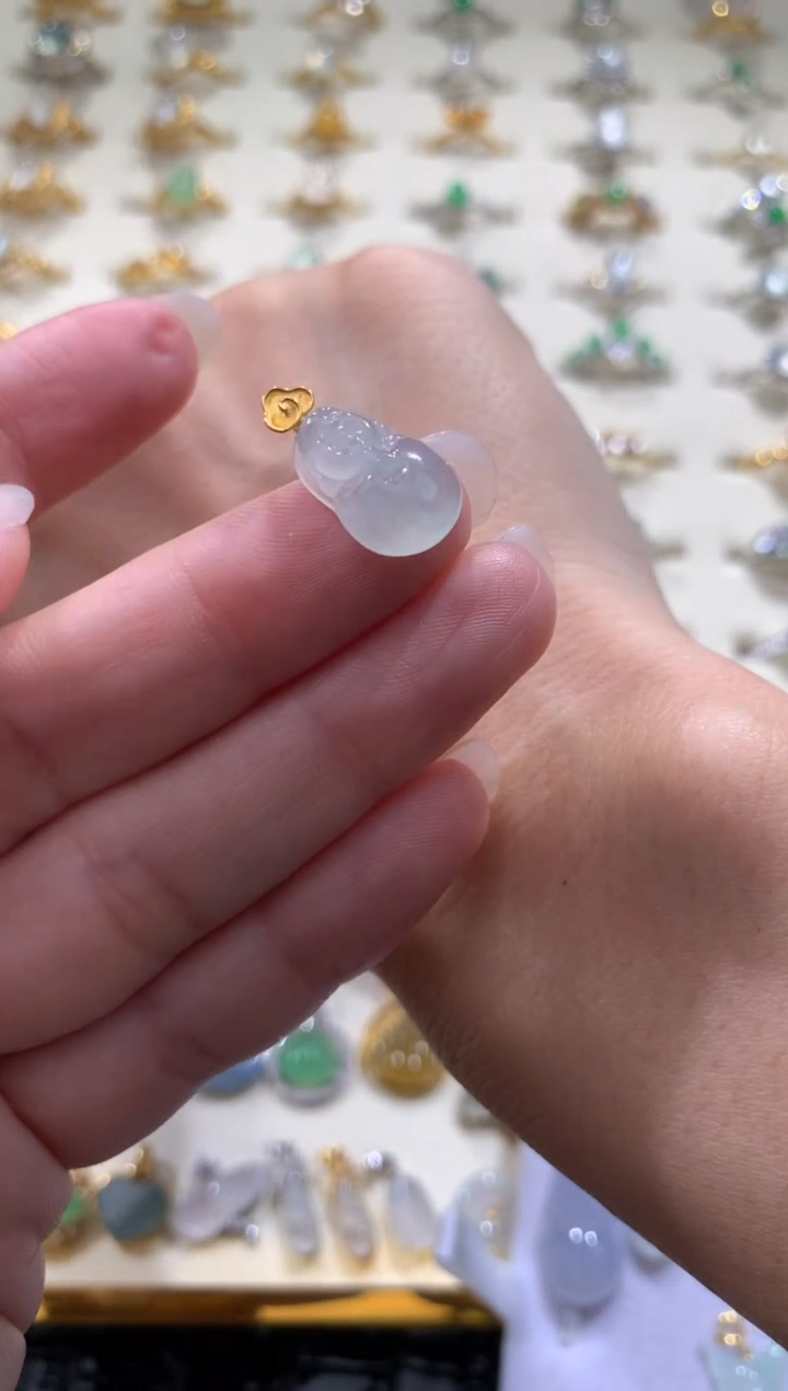 颈饰18K金镶嵌翡翠翡翠