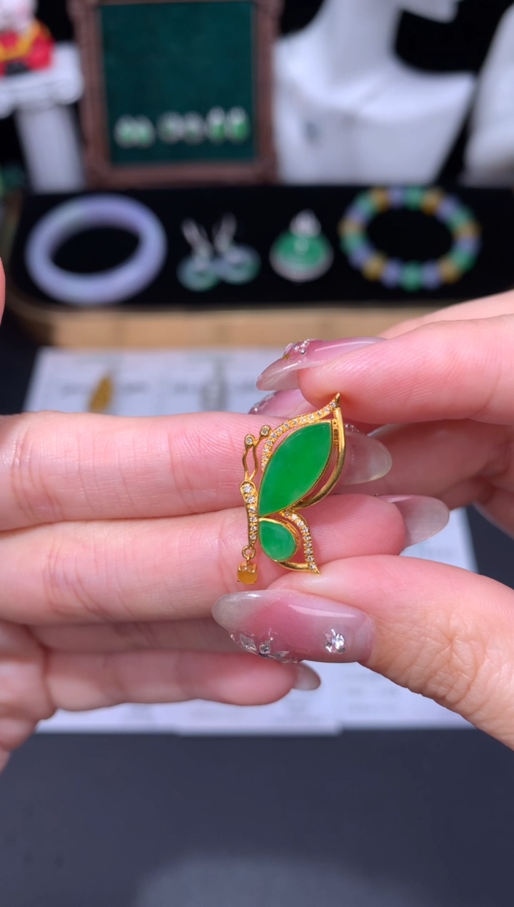 18K金镶嵌定制翡翠48小时鉴赏期 退货不扣服务费