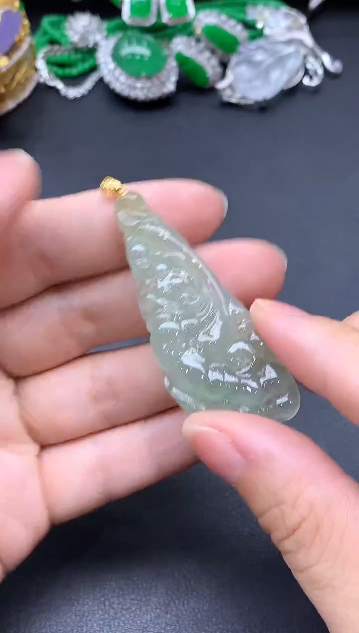 颈饰18K金镶嵌翡翠216-中国好珍宝
