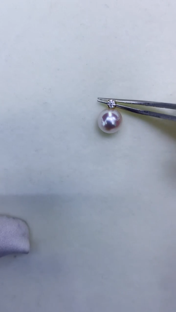 18K金镶嵌DA海水珍珠王妃带钻吊坠8-9MM X039