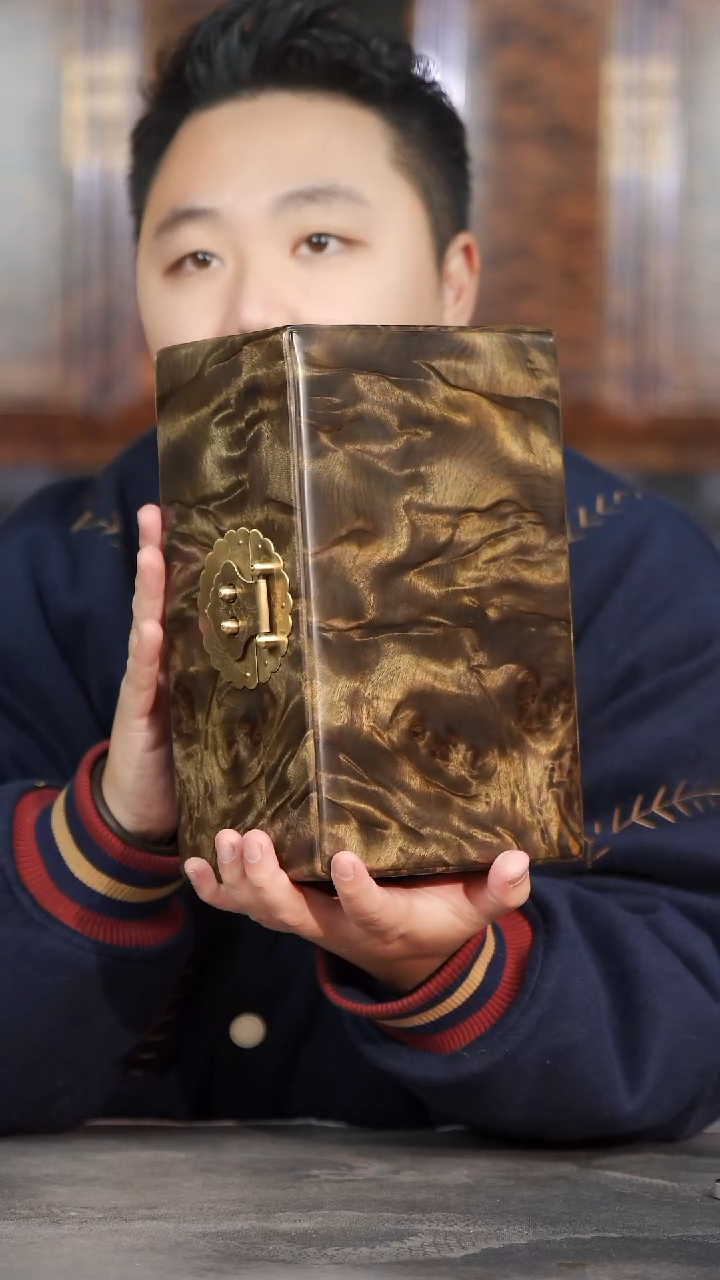 金丝楠323号满云彩葡萄瘤一木一器首饰盒