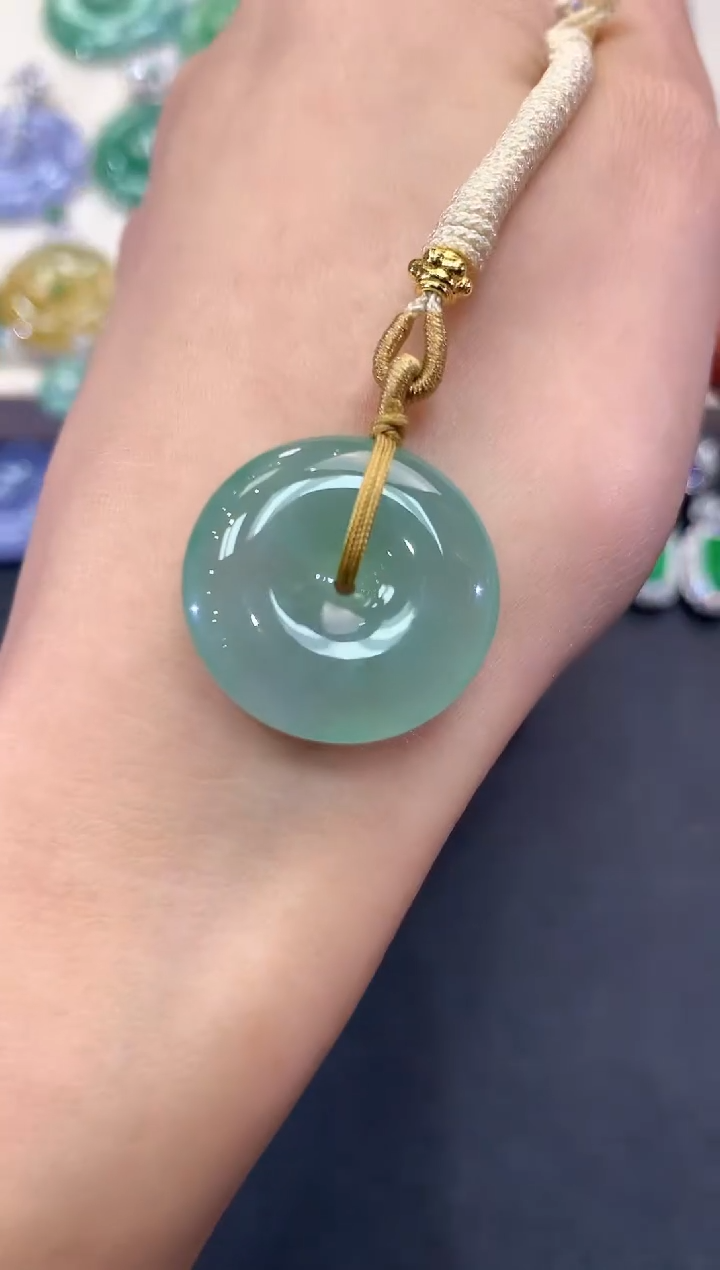 【闪购商品】翡翠吊坠(不含链)未镶嵌a44 多样性一件发货