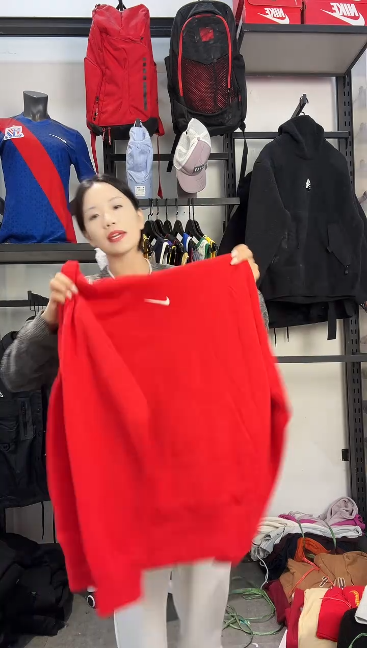 239编码 瑕疵款直播间过款为准 尺码M