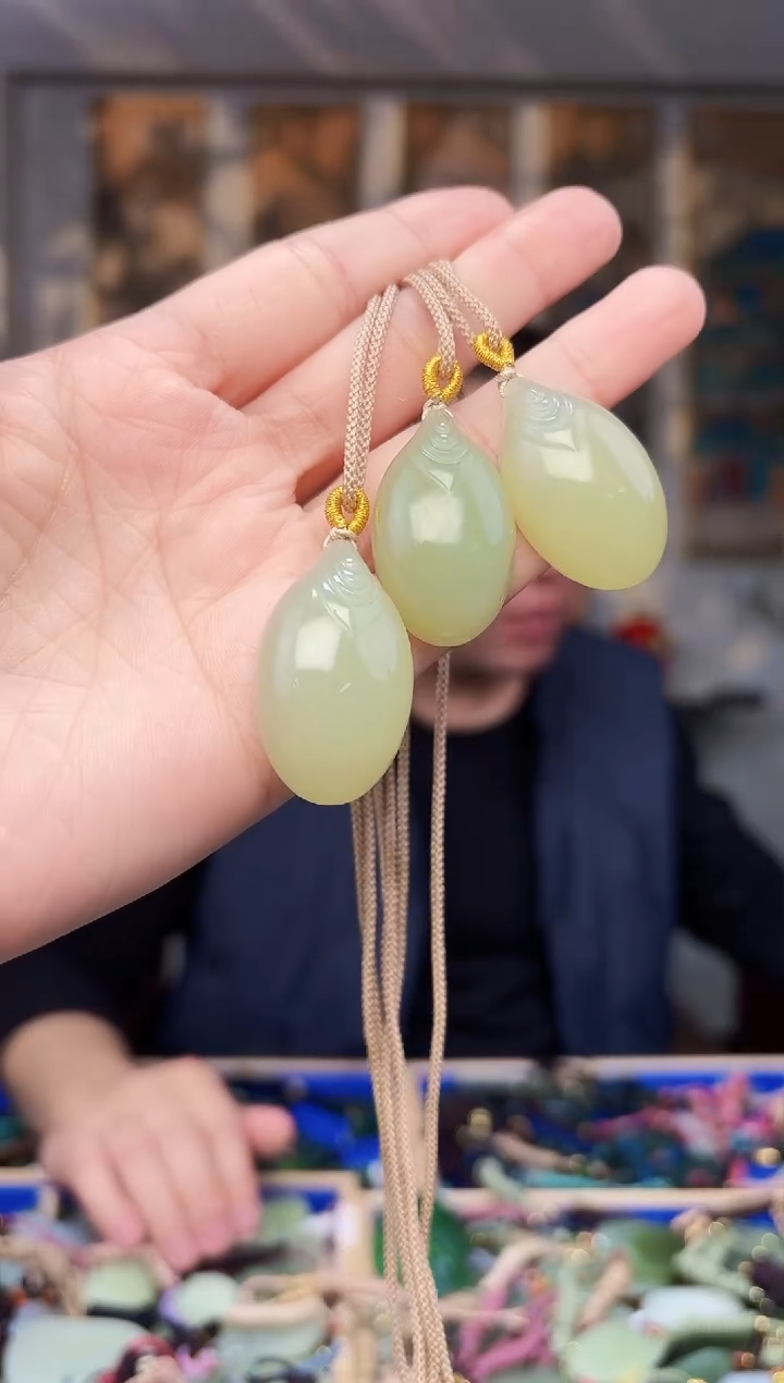 【闪购商品】和田玉颈饰未镶嵌拍一发一多样性发货