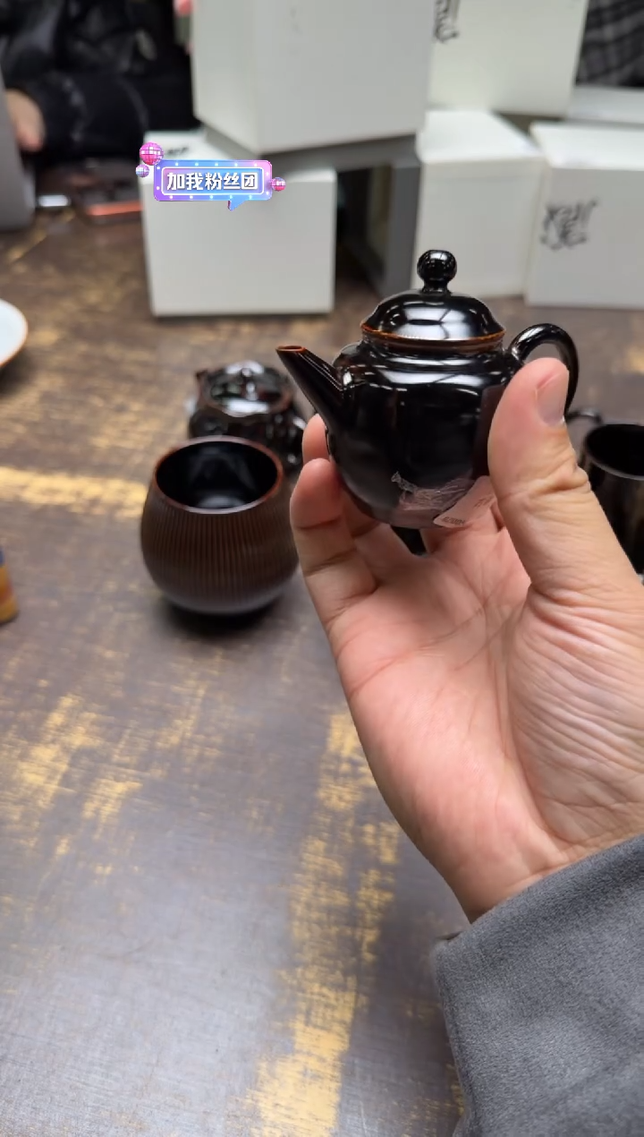 m***?古藏   六方小壶