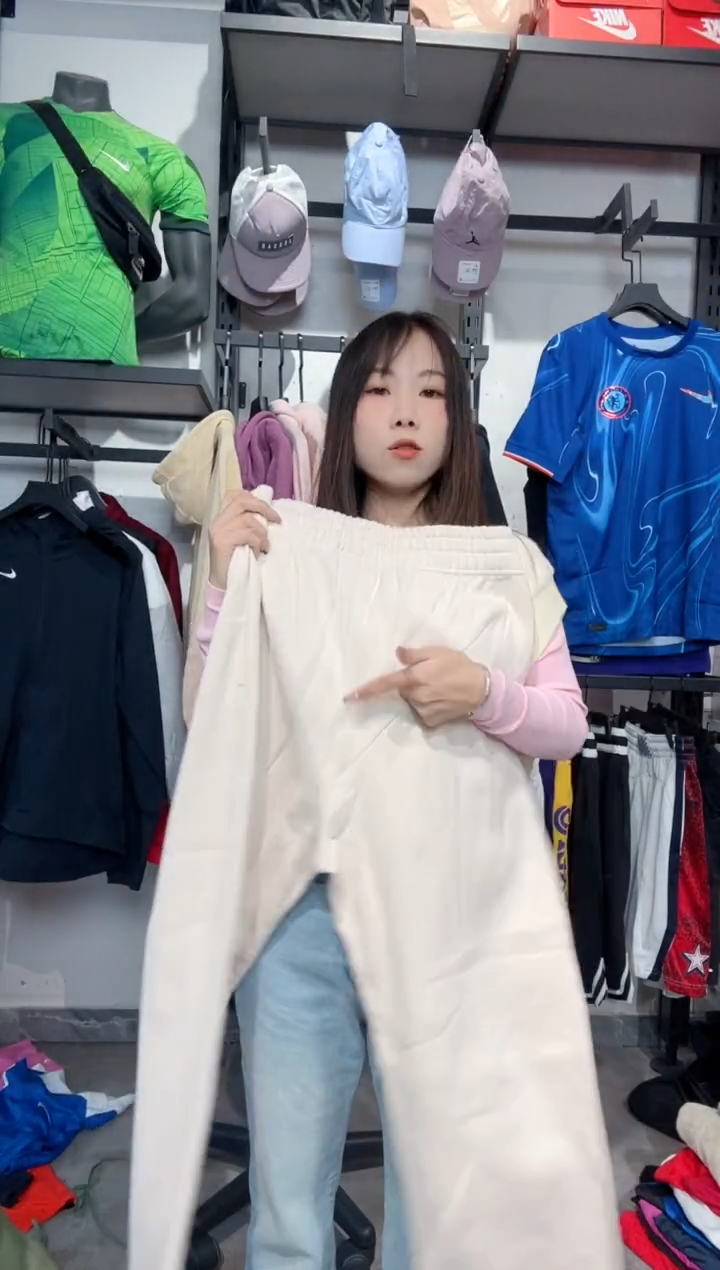 1470   编码 瑕疵款直播间过款为准 尺码