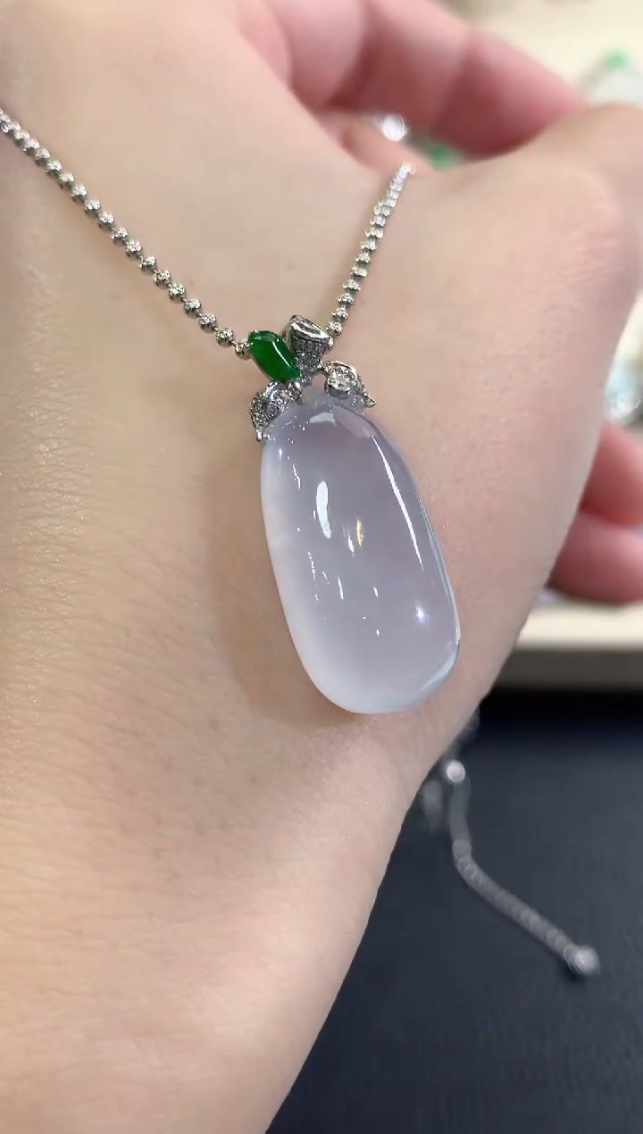 吊坠(不含链)18K金镶嵌翡翠冬日珠宝W49