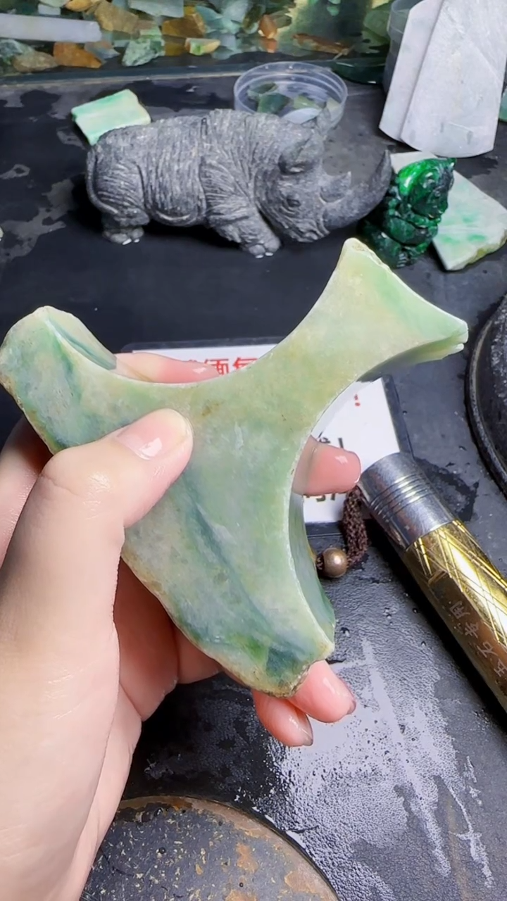 未镶嵌挂件翡翠金*天然翡翠072