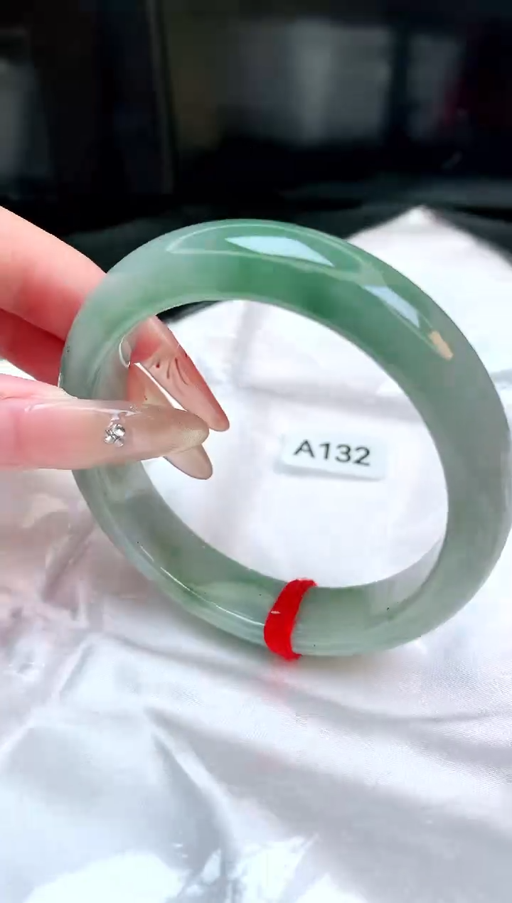 【闪购商品】翡翠手镯未镶嵌缅甸天然A货翡翠