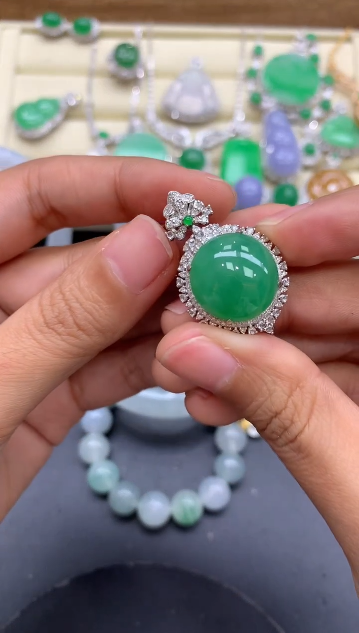 【闪购商品】翡翠颈饰18K金镶嵌618-中国好珍宝