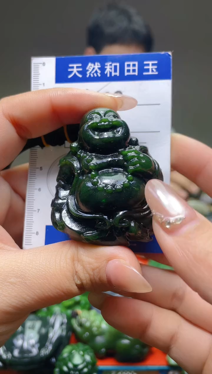 颈饰未镶嵌和田玉1000