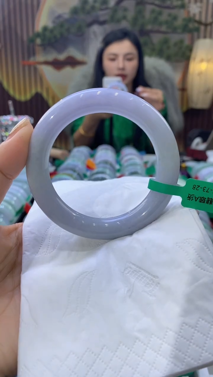 【闪购商品】翡翠手镯未镶嵌多人00134
