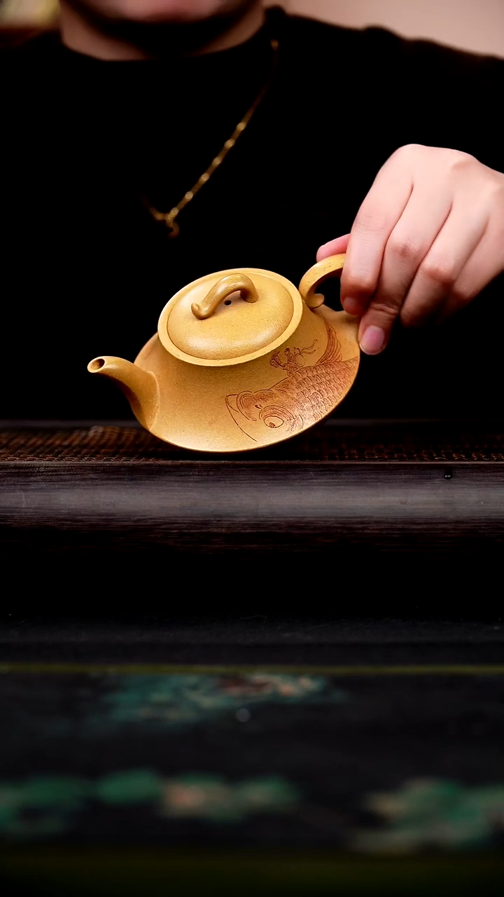 茶壶紫砂梨皮黄 逍遥游 